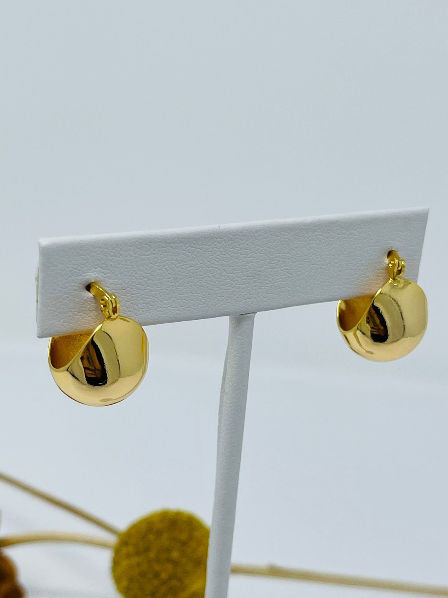 18k Goldfilled small chunky hoop earrings, chunky gold hoop earrings, small chunky hoops, earrings for woman.