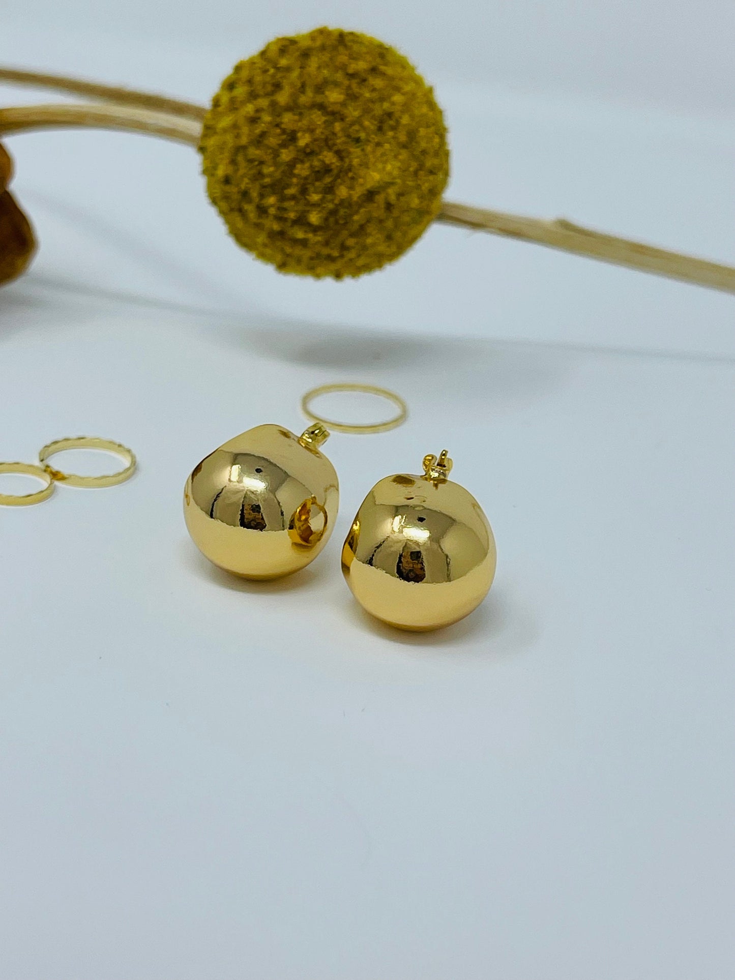 18k Goldfilled small chunky hoop earrings, chunky gold hoop earrings, small chunky hoops, earrings for woman.