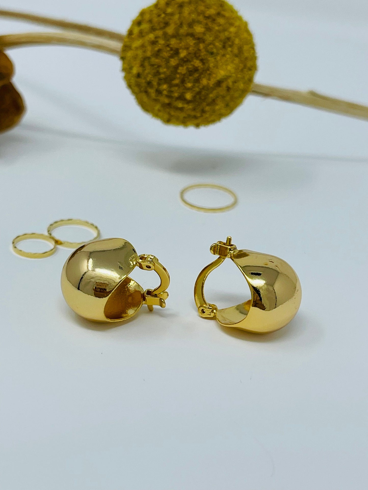 18k Goldfilled small chunky hoop earrings, chunky gold hoop earrings, small chunky hoops, earrings for woman.